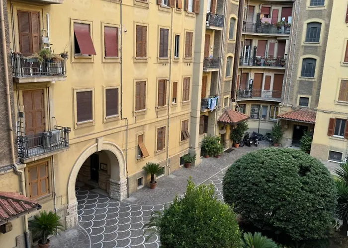 Domus Urbani Appartamento *